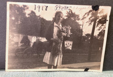 1917 Photo Of 11 Yr Old Betty