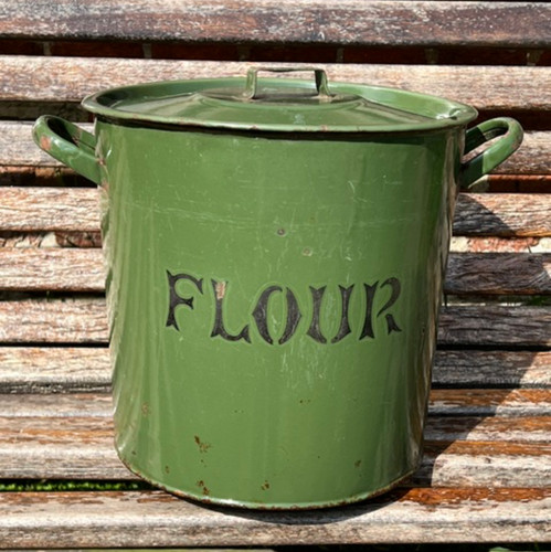 Large vintage enamel flour - large,