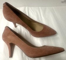 New! Michael Kors UK6 dusky pink suede (leather) court shoes
