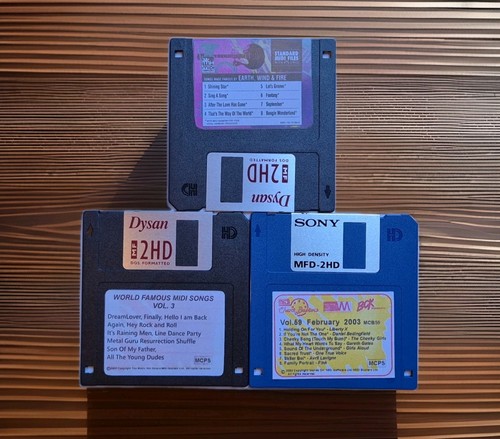 Vintage midi song - files, floppy