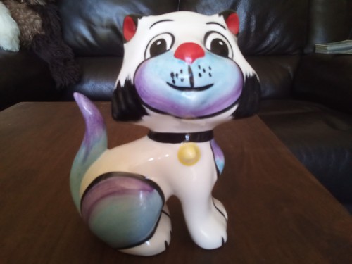 Launa bailey cat queenie - launa,