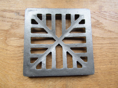 Rustic iron drain cover square - iron,