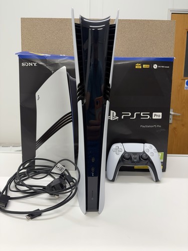 Sony playstation pro console - sony,
