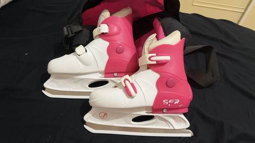 Women ice skating boots - ice,