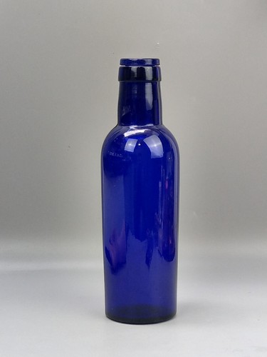 Antique large chemist - antique,