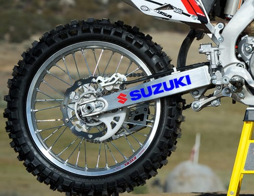Suzuki swing arm - -,