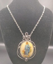 Cameo Pendant Of Thomas