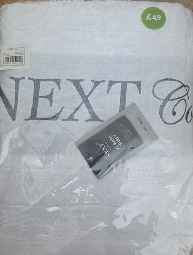 Pack next white - of,