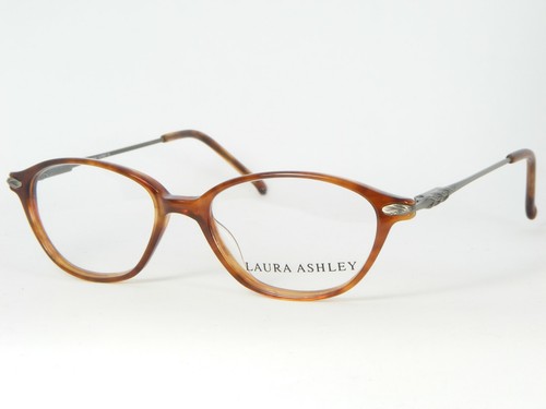 Laura ashley audrey demi - laura,