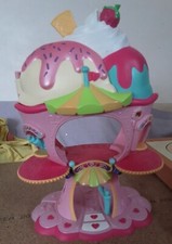 Hasbro My Little Pony Ponyville Ice Cream Shop Parlour