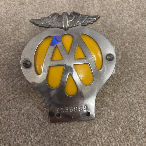 Car grille bonnet mascot - bonnet,