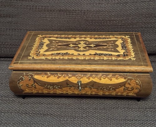 Vintage italian wooden - vintage,
