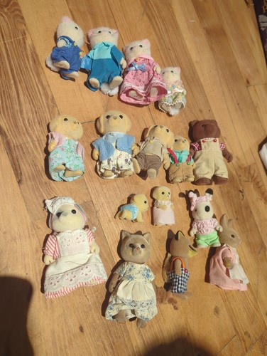 Sylvanian families figures - sylvanian,