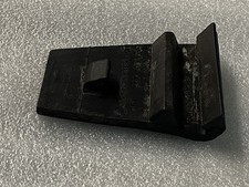 Mercedes W123 bonnet support rubber damper hood wing left