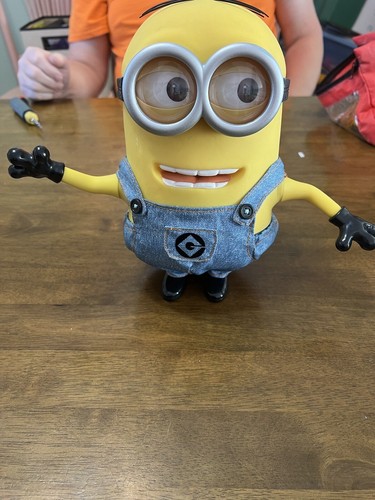 Despicable talking minion - me, 2