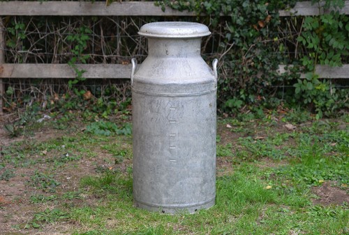 Vintage old aluminium - , 10