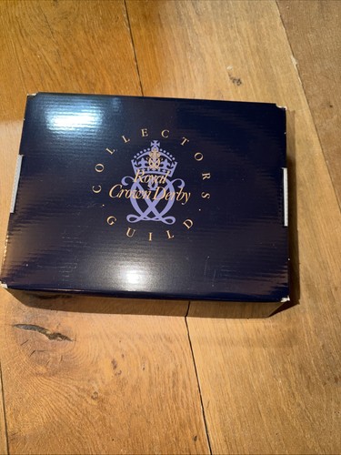 Royal crown derby - royal, paperweight