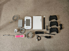 Nintendo Wii U Bundle (15