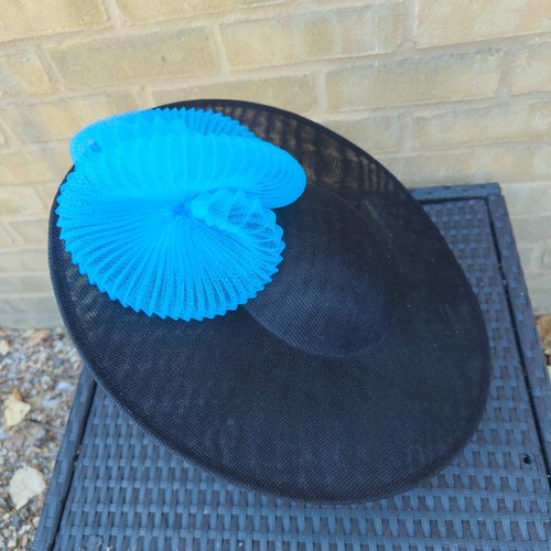 Black turquoise flower - turquoise, wide