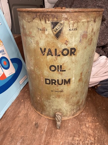 Vintage valor oil - oil, drum