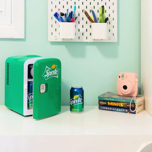 Coca cola mini fridge - cola,