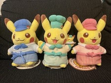 Pokémon Café Waiter Pikachu