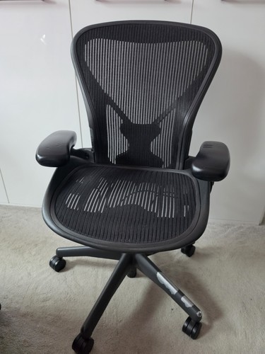 Herman miller aeron size - herman, b