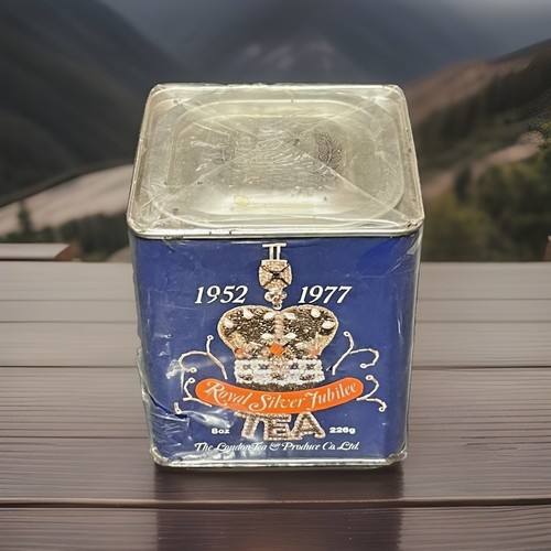 Sealed vintage royal - sealed, silver