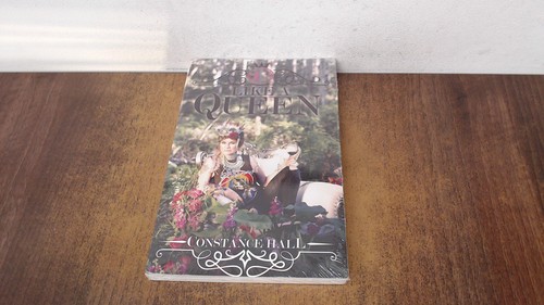 Like queen constance - a,