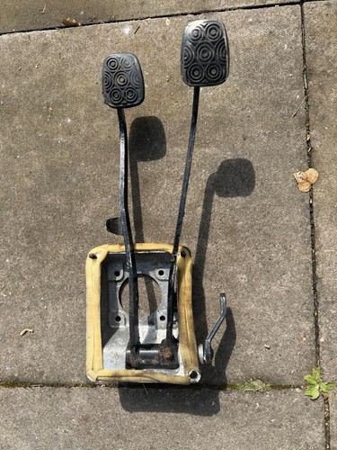 Alfa romeo 105 pedal box - romeo,