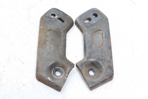 Rear turn signal bracket