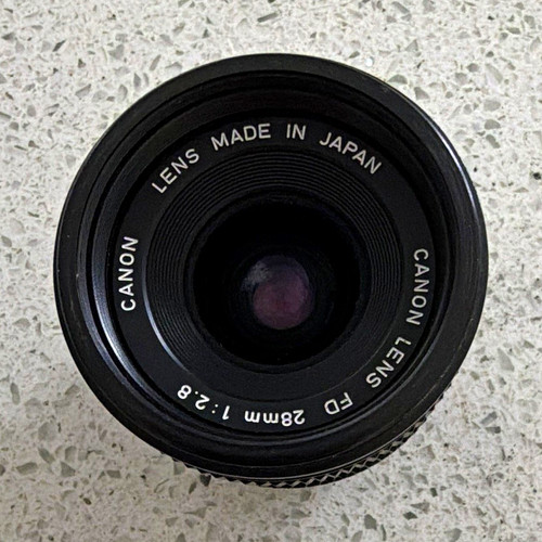 Canon 28mm 8 wide - f/2.8, angle