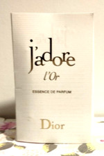 J'ADORE DIOR ESSENCE DE PARFUM