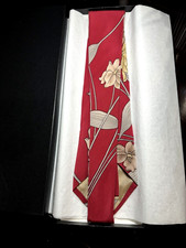 Very Rare 1970s LEONARD PARIS Tie