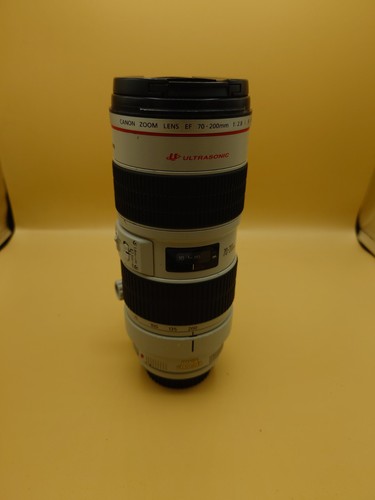 Canon 200mm 8 ef - f/2.8,
