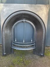 ANTIQUE CAST IRON VICTORIAN FIRE SURROUND / FIREPLACE INSERT / ARCHED