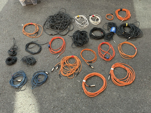 Assorted instrument cables - 23,