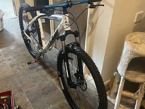 Felt q920 hardtail - 29,