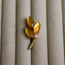 Vintage Gold Tone Floral
