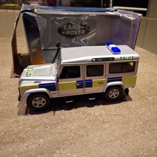 1/18 scale Universal Hobbies