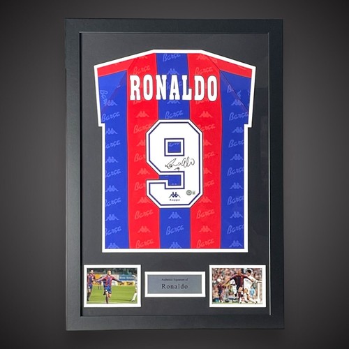 Ronaldo nazario signed - ronaldo, r9