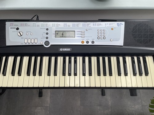 Yamaha portatone electric - portatone,