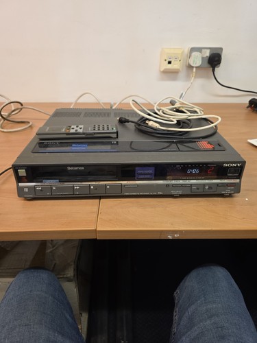 Sony f30 betamax vcr - sony, player