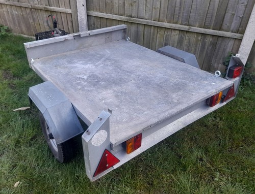 Flatbed trailer erde - flatbed, with
