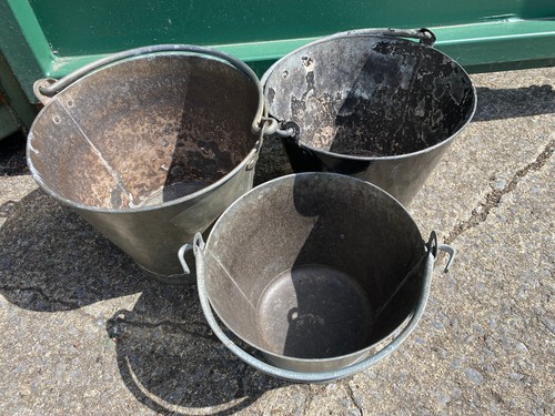 Vinatge galvanised tin bucket - tin,