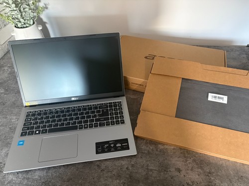 Acer aspire windows - 15.6",,