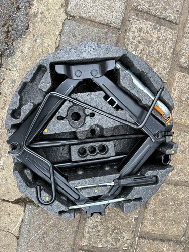 Vauxhall vectra jack wheel - vauxhall,