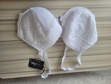 BNWT white underwired padded