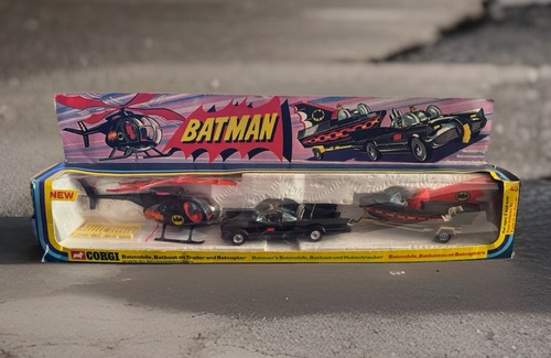 Corgi batman gift set - gift,