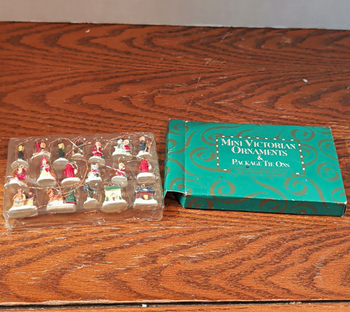 Vintage mini victorian - vintage,